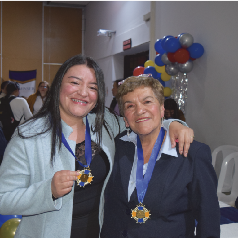 Emotivo Homenaje a Dos Colaboradoras Ejemplares